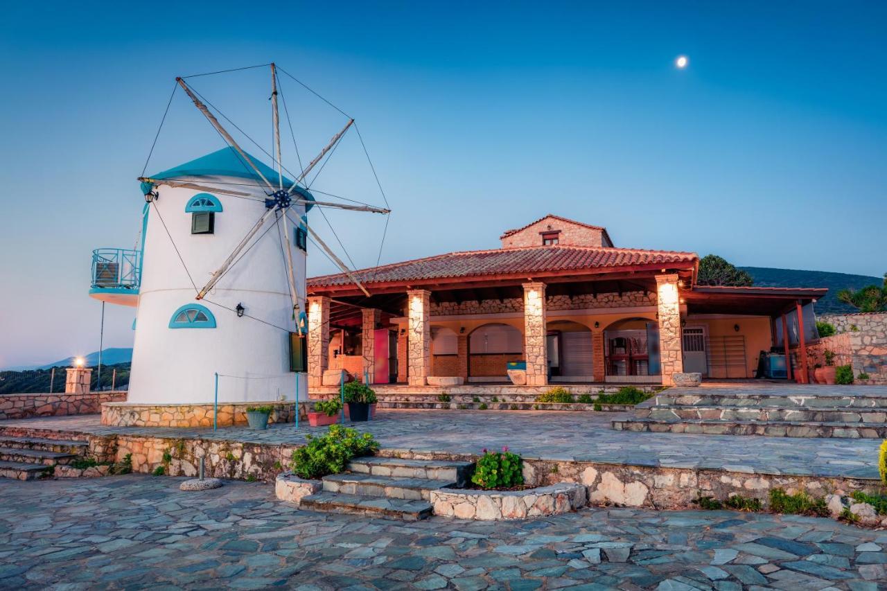Potamitis Windmills & Apartments Koríthion Exterior photo