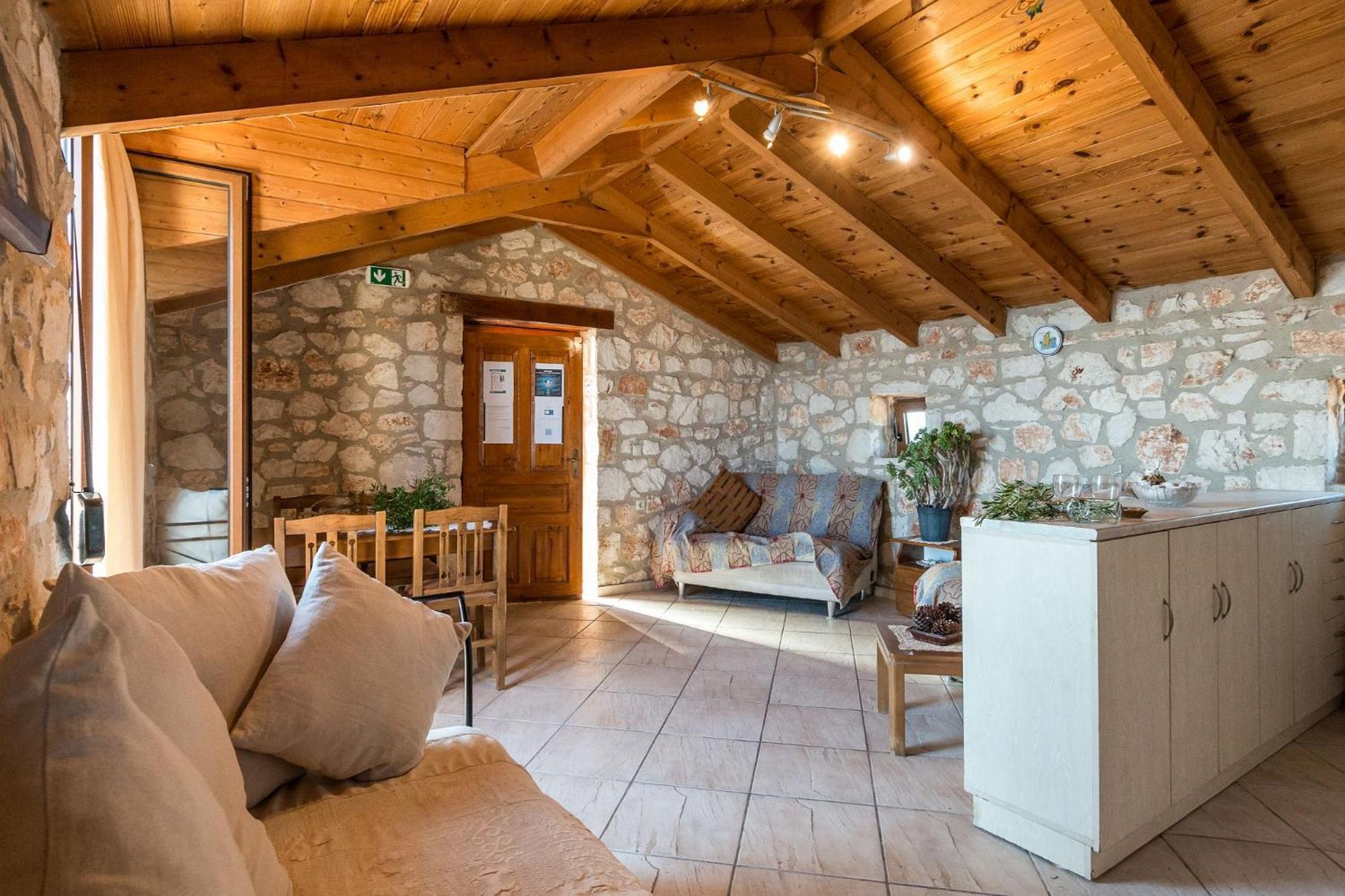 Potamitis Windmills & Apartments Koríthion Room photo